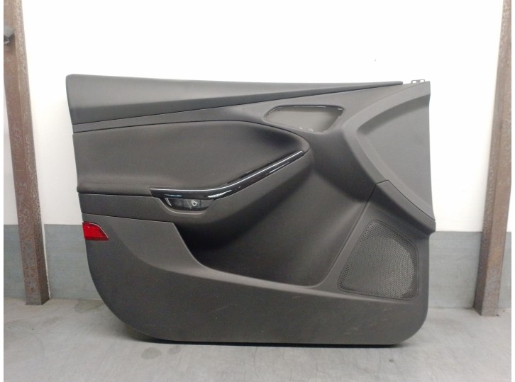 Recambio de guarnecido puerta delantera izquierda para ford focus iii turnier 1.0 ecoboost referencia OEM IAM BM51A23942JV1FKY 2