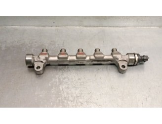 Recambio de rampa inyectora para kia sportage iii (sl) 1.7 crdi referencia OEM IAM 314002A420 314002A420 0445214181 BOSCH