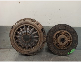 Recambio de kit embrague para toyota yaris (_p9_) 1.4 d-4d (nlp90_) referencia OEM IAM 3121052100 NP52100 AISIN