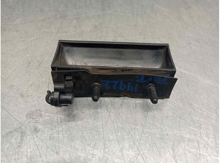 Recambio de maneta exterior porton para ssangyong kyron 2.0 referencia OEM IAM 7144009000  