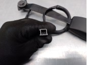 Recambio de enganche cinturon para mazda 3 lim. (bl) 1.6 16v cat referencia OEM IAM B2000 DELANTERO IZQUIERDO 2 PINES / 5 PUERTA