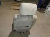 Recambio de asiento delantero izquierdo para kia carnival ii 2.5 v6 lx referencia OEM IAM TELA GRIS 5 PUERTAS