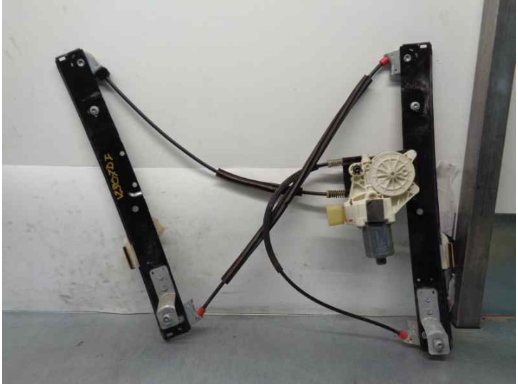 Replacement front left window regulator for Ford Mondeo Sportbreak (CA2) 1.8 TDCi CAT OEM IAM reference 6M2114A389B 6 PINS