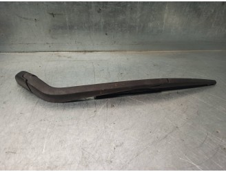 Recambio de brazo limpia trasero para toyota auris 1.8 16v cat referencia OEM IAM 