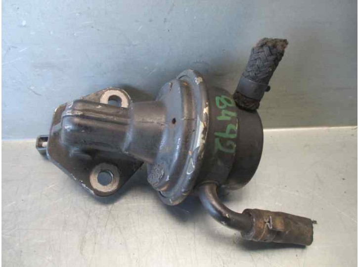 Recambio de bomba combustible para ford fiesta berl./courier 1.1 cat referencia OEM IAM 86BF9350BA 