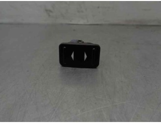 Recambio de mando elevalunas delantero derecho para ford mondeo sportbreak (ca2) 1.8 tdci cat referencia OEM IAM 6M2T14529AD 