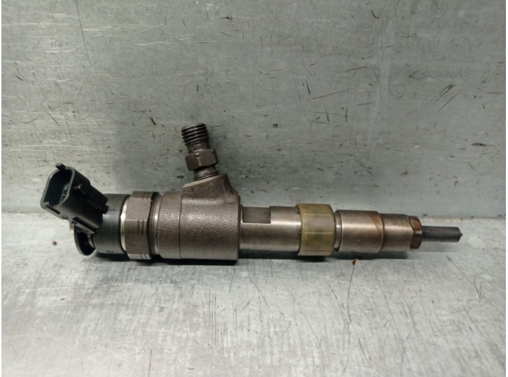 Replacement injector for Ford Focus III Turnier 1.5 TDCi OEM IAM reference CV6Q9F593AA 0445110489