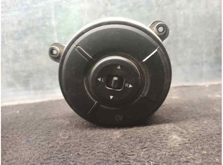 Recambio de mando retrovisor para ssangyong actyon sports 2.0 td cat referencia OEM IAM 8550131080  