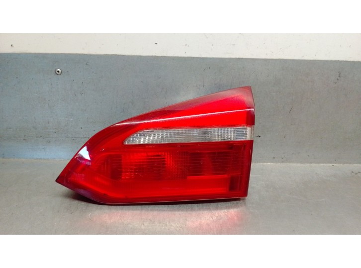 Replacement rear right tail light for Ford Focus III Turnier 1.5 TDCi OEM IAM reference F1EB13A602CA 1868297 