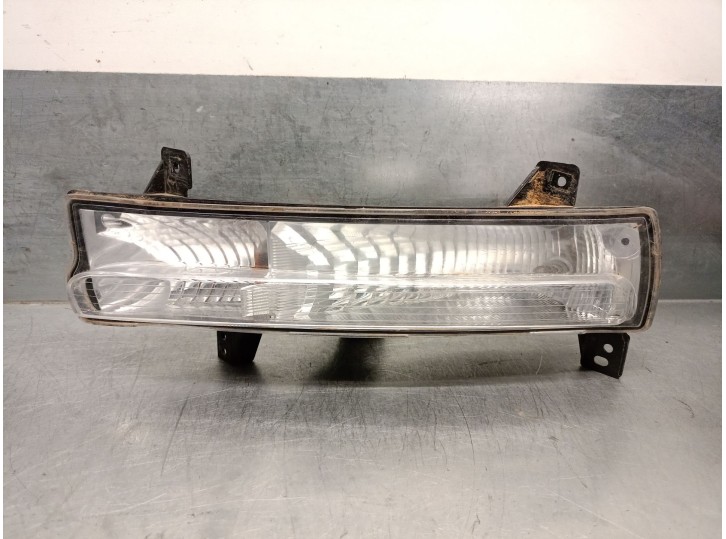 Recambio de piloto delantero izquierdo para jeep compass (mp, m6, mv, m7) 1.4 multiair referencia OEM IAM 68266927AB 55112721AA 