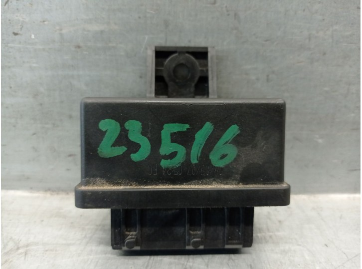 Recambio de caja precalentamiento para citroën c4 berlina 1.6 16v hdi referencia OEM IAM 240107 