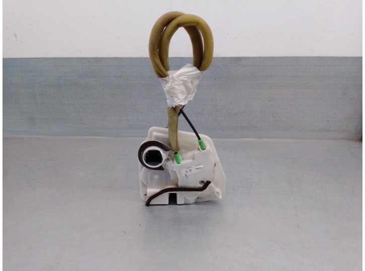 Replacement rear left door lock for Mazda 3 Lim. (BL) 1.6 16v CAT OEM IAM reference BBM473310 4 PINS 5 DOORS