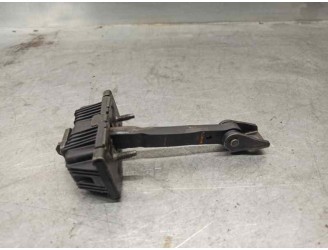 Recambio de retenedor puerta para toyota avensis berlina (t25) 2.0 16v cat referencia OEM IAM   