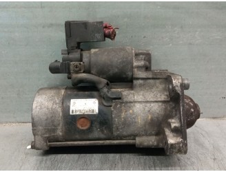 Recambio de motor arranque para chrysler voyager (rg) 2.5 crd grand voyager limited referencia OEM IAM 04727313AA R4727313AC M00