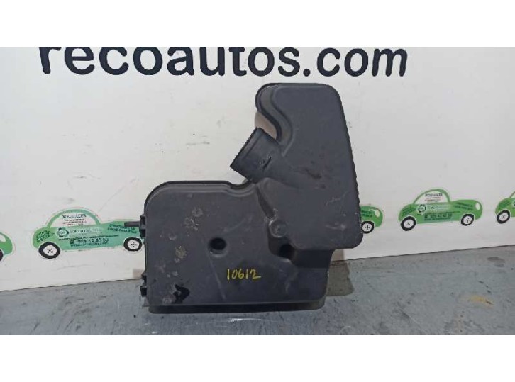 Recambio de carcasa filtro de aire para chrysler voyager (gs) 2.4 cat referencia OEM IAM 04861055A 