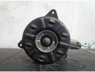 Recambio de electroventilador para toyota auris 1.8 16v cat referencia OEM IAM 163630T090 1680001020 DENSO