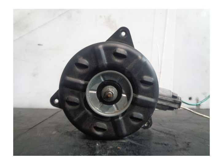 Recambio de electroventilador para toyota auris 1.8 16v cat referencia OEM IAM 163630T090 1680001020 DENSO