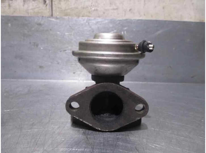 Recambio de valvula egr para volvo v70 familiar 2.5 turbodiesel referencia OEM IAM 074131503 72167506 PIERBURG