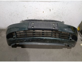 Recambio de paragolpes delantero para chrysler voyager (rg) 2.5 crd grand voyager limited referencia OEM IAM 5018640AA 5018640AA