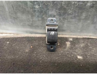 Recambio de mando elevalunas trasero izquierdo para ssangyong actyon sports 2.0 td cat referencia OEM IAM 202005301  