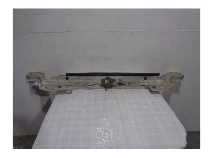 Recambio de panel frontal para peugeot bipper tepee 1.3 16v hdi fap referencia OEM IAM 7106F6 CHAPA 