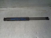 Recambio de amortiguadores maletero / porton para toyota auris 1.8 16v cat referencia OEM IAM 