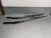 Recambio de brazo limpia delantero derecho para nissan primastar (x83) 1.9 dci diesel cat referencia OEM IAM 7700311584  