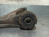 Recambio de brazo suspension inferior delantero izquierdo para peugeot 605 2.1 turbodiesel referencia OEM IAM 
