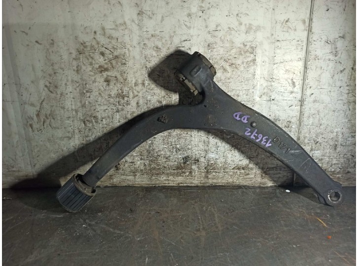 Recambio de brazo suspension inferior delantero derecho para peugeot 605 2.1 turbodiesel referencia OEM IAM 