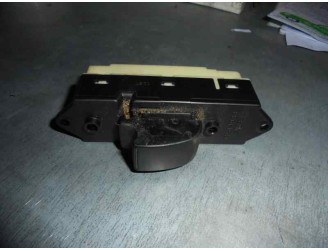 Recambio de mando elevalunas trasero izquierdo para mitsubishi grandis (na0w) 2.0 di-d cat referencia OEM IAM 514933 515143 8 PI