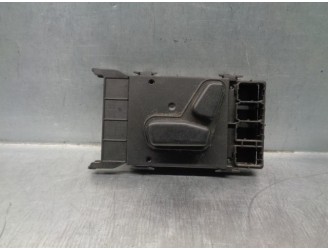 Recambio de mando asiento izquierdo para mercedes-benz clase m (w163) 2.7 cdi 20v cat referencia OEM IAM 0365458428 