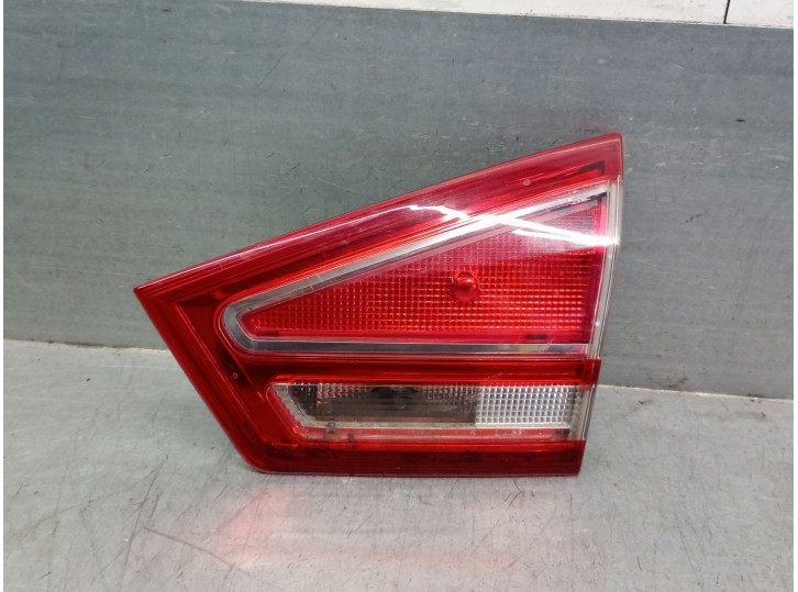 Recambio de piloto trasero derecho para ford b-max (jk) 1.6 tdci referencia OEM IAM AV1113A602AG 1806323 