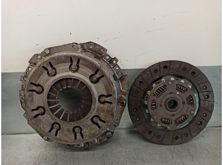 Recambio de kit embrague para subaru forester s11 (sg) 2.0 referencia OEM IAM 30210AA590 123020010 LUK