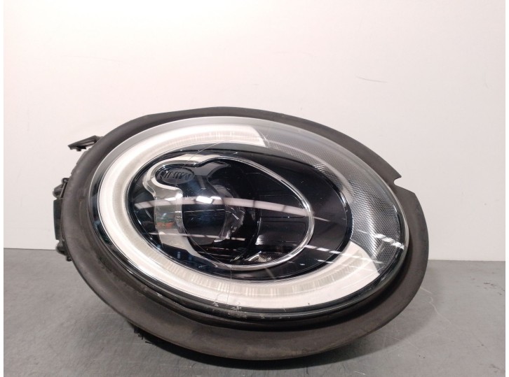 Replacement left headlight for Mini Mini (F55) Cooper S OEM IAM reference 63117472231 9011801 - VALEO