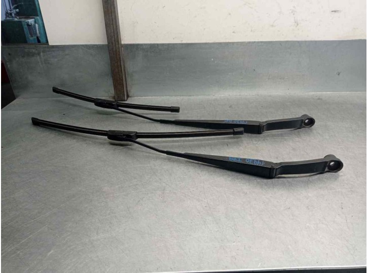 Replacement front right wiper arm for Subaru Legacy Estate/Outback B14 2.0 Diesel CAT OEM IAM reference 86532AJ010 865
