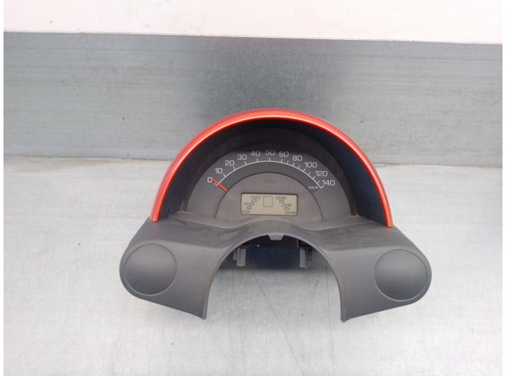 Recambio de cuadro instrumentos para smart micro compact car 0.8 referencia OEM IAM 0010124V001000000  