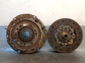 Recambio de kit embrague para nissan nv400 furgoneta (x62, x62b) dci 135 referencia OEM IAM 302054176R  