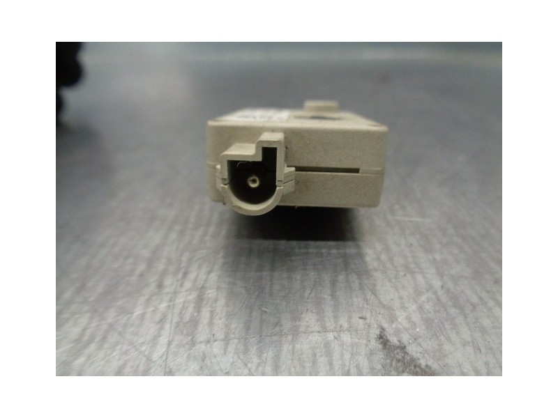 Recambio de antena para bmw serie 3 coupe (e92) 2.0 16v cat referencia OEM IAM 6990090 21367510 