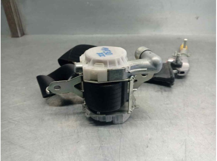 Recambio de cinturon seguridad delantero izquierdo para subaru legacy kombi/outback b14 2.0 diesel cat referencia OEM IAM 7S2610