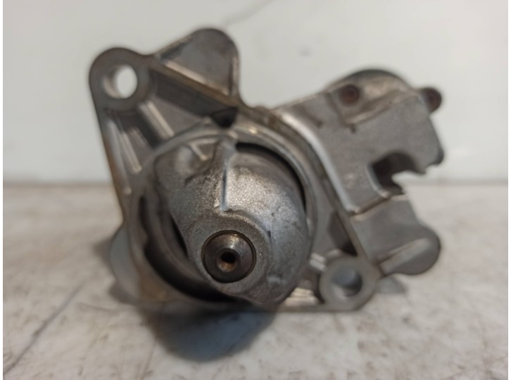 Replacement starter motor for Mini R50, R53 Cooper OEM IAM reference 148999501A 0001106018 BOSCH