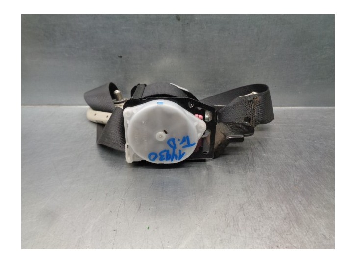 Replacement rear right seat belt for Subaru Legacy Kombi/Outback B14 2.0 Diesel CAT OEM IAM reference 64660AJ101