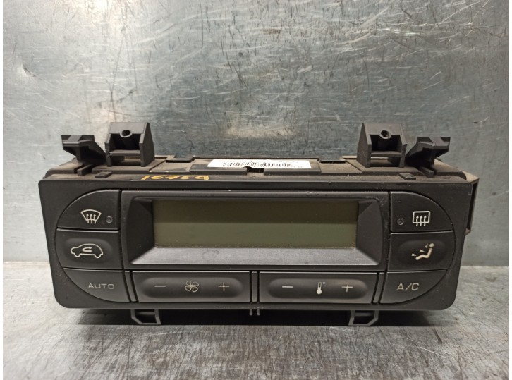 Recambio de mando climatizador para citroën c3 1.4 hdi referencia OEM IAM 96588239XT 