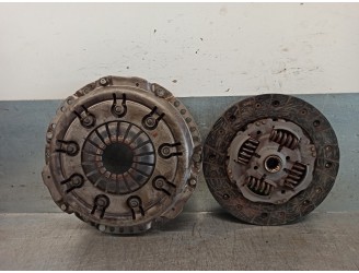 Replacement clutch kit for Opel Tigra 1.4 16V OEM IAM reference 666021 