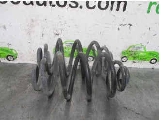 Replacement suspension spring for Volkswagen Passat sedan (3B2) 1.9 TDi OEM IAM reference 3B0511115N 