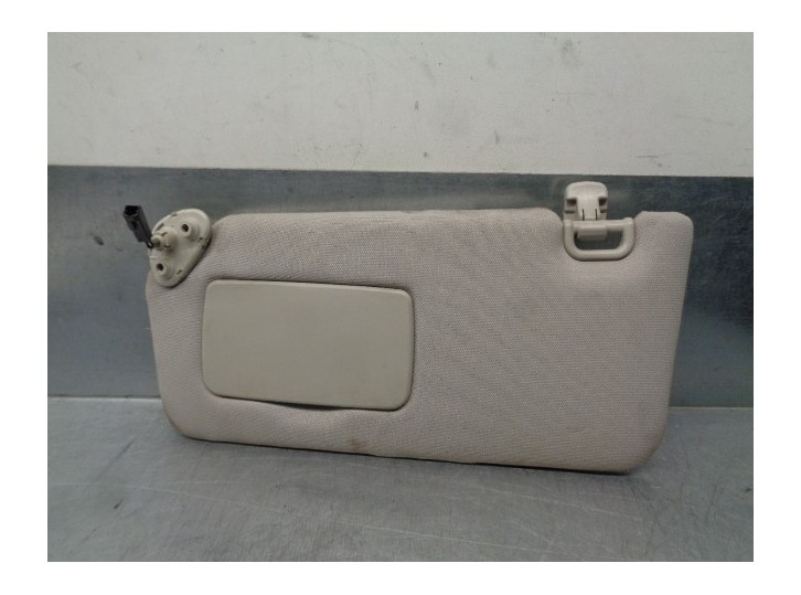 Recambio de parasol izquierdo para subaru legacy kombi/outback b14 2.0 diesel cat referencia OEM IAM 92011AJ040ME 