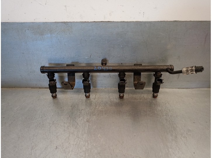 Recambio de rampa inyectora para chrysler voyager (gs) 2.4 se grand voyager referencia OEM IAM 4612213  