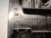 Recambio de caja reles / fusibles para opel astra j lim. 1.7 16v cdti referencia OEM IAM 13313205 