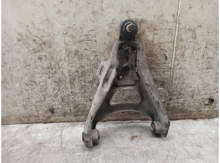 Recambio de brazo suspension inferior delantero izquierdo para renault 5 (b/c40) 1.4 referencia OEM IAM 7700783455 