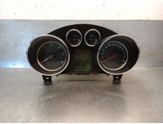Recambio de cuadro instrumentos para opel astra j lim. 1.7 16v cdti referencia OEM IAM 600775881  