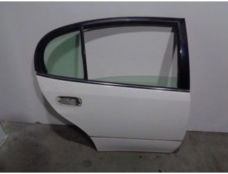 Recambio de puerta trasera derecha para lexus gs300 (jzs160) 3.0 24v cat referencia OEM IAM 6700330551 BLANCA 4 PUERTAS